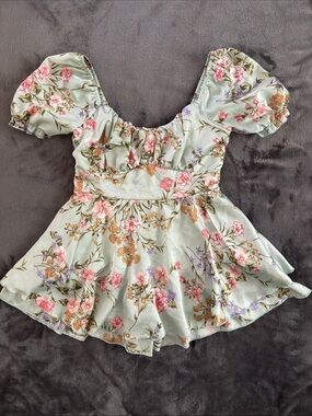Inspired Hearts Sage Green Floral Puff-Sleeve Romper Women’s Sz M Boho Spring